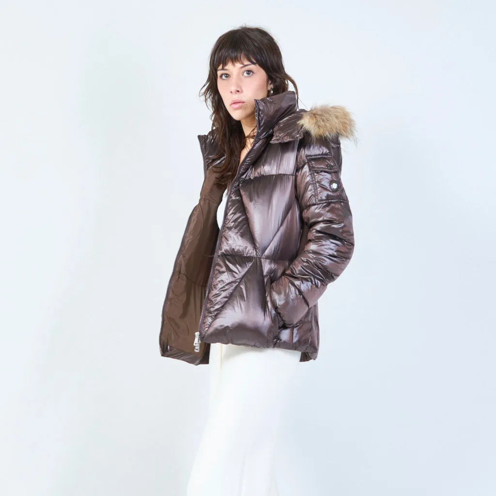 Cropped puffer jacket with hood wholesale