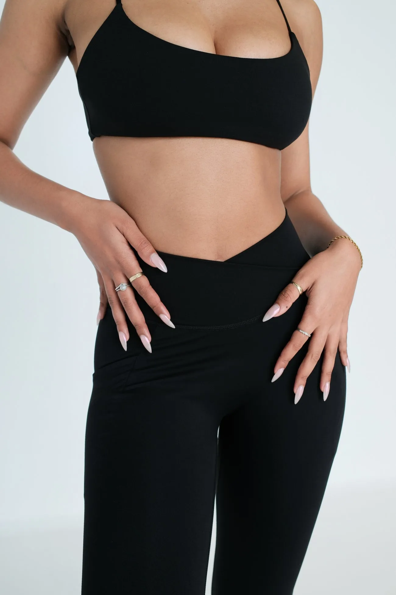 Cross Over Flare Pocket (Extra Tall) Leggings - Black
