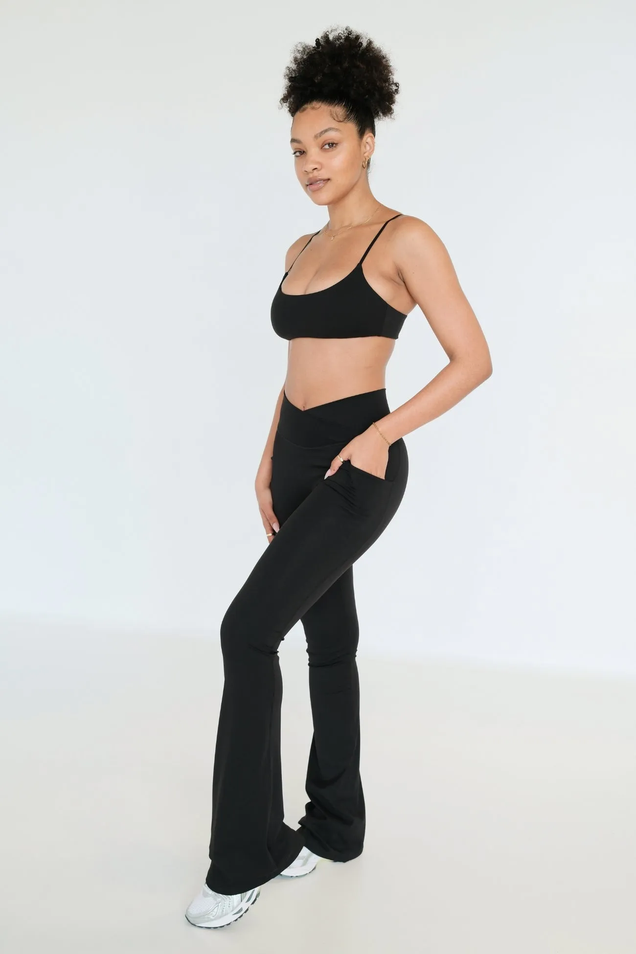Cross Over Flare Pocket (Extra Tall) Leggings - Black