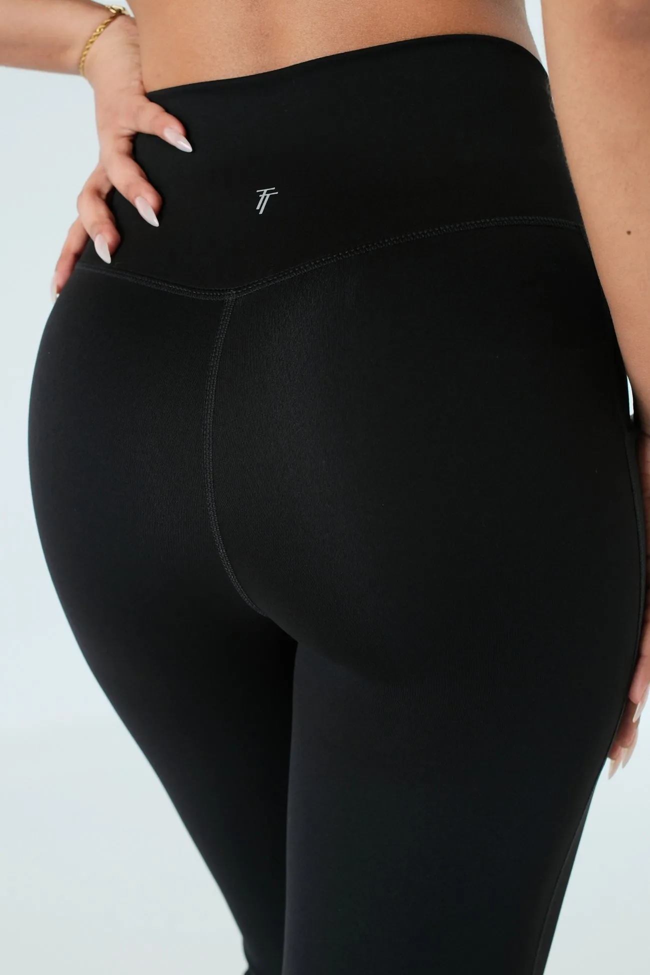 Cross Over Flare Pocket (Extra Tall) Leggings - Black