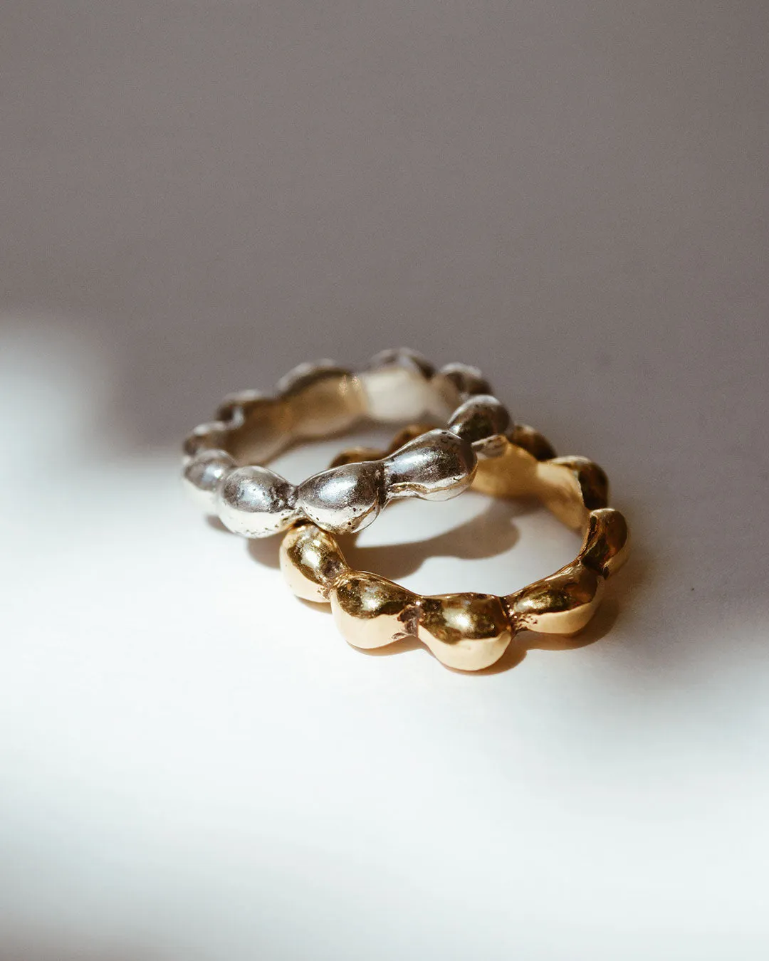 Curve Ring