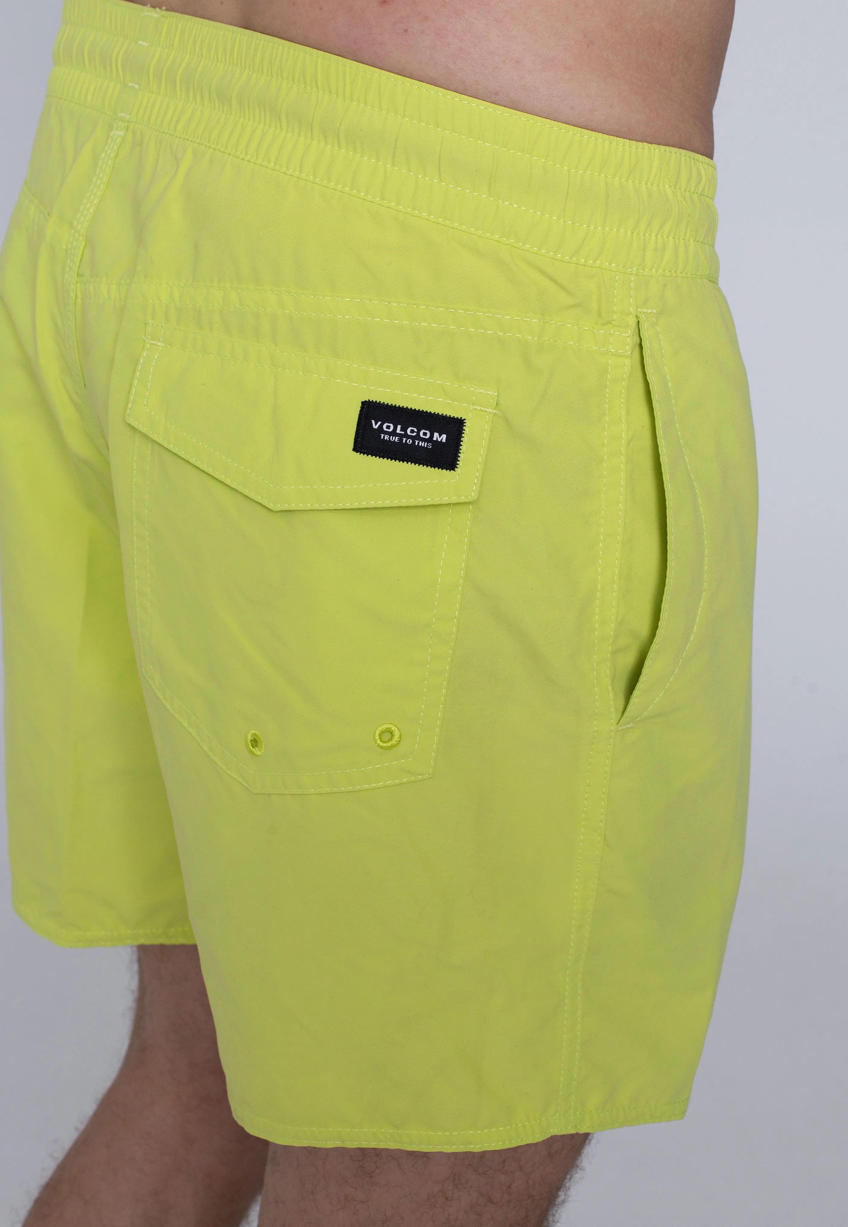 Volcom - Lido Solid Trunk 16 Limeade - Board Shorts
